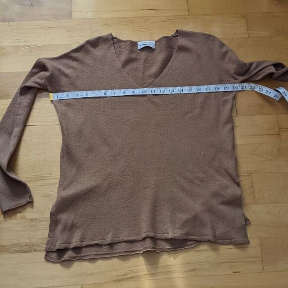 ARITZIA Babaton Erin Sweater on camel tan tone Small @B4 - Picture 10 of 11